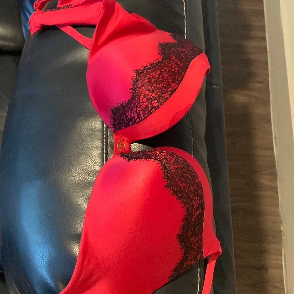 Victorias Secret Pigeonnant Push Up Bra